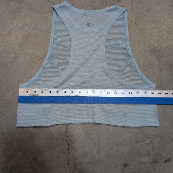 Lululemon Stronger As One Women's Tank Top 8? 10? - Picture 5 of 5